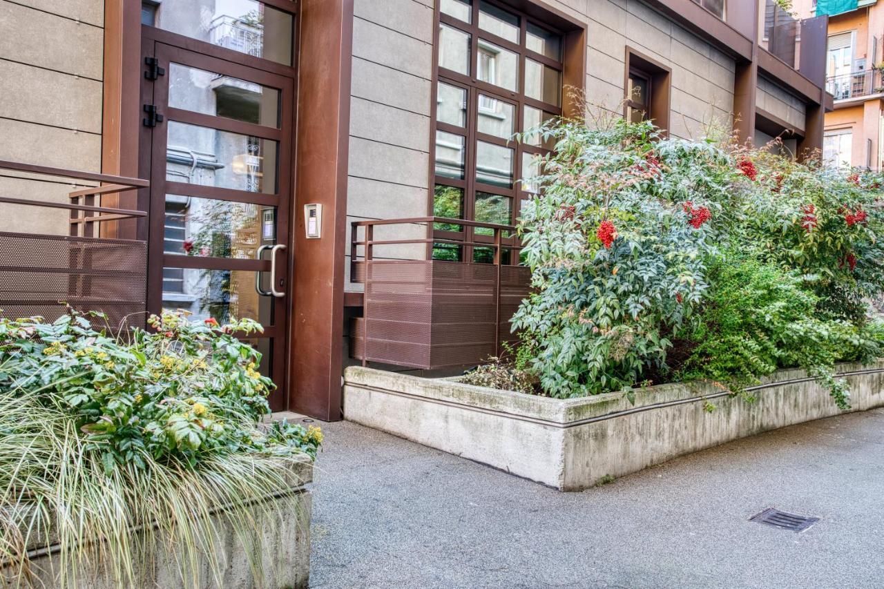 Apartament Joivy Charismatic 1-Bed Flat With Parking Mediolan Zewnętrze zdjęcie